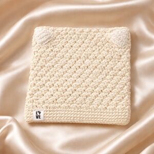 Krochet Kids NWT Homemade Knitted Kids Beanie Cream Knit Beanie kitten accents